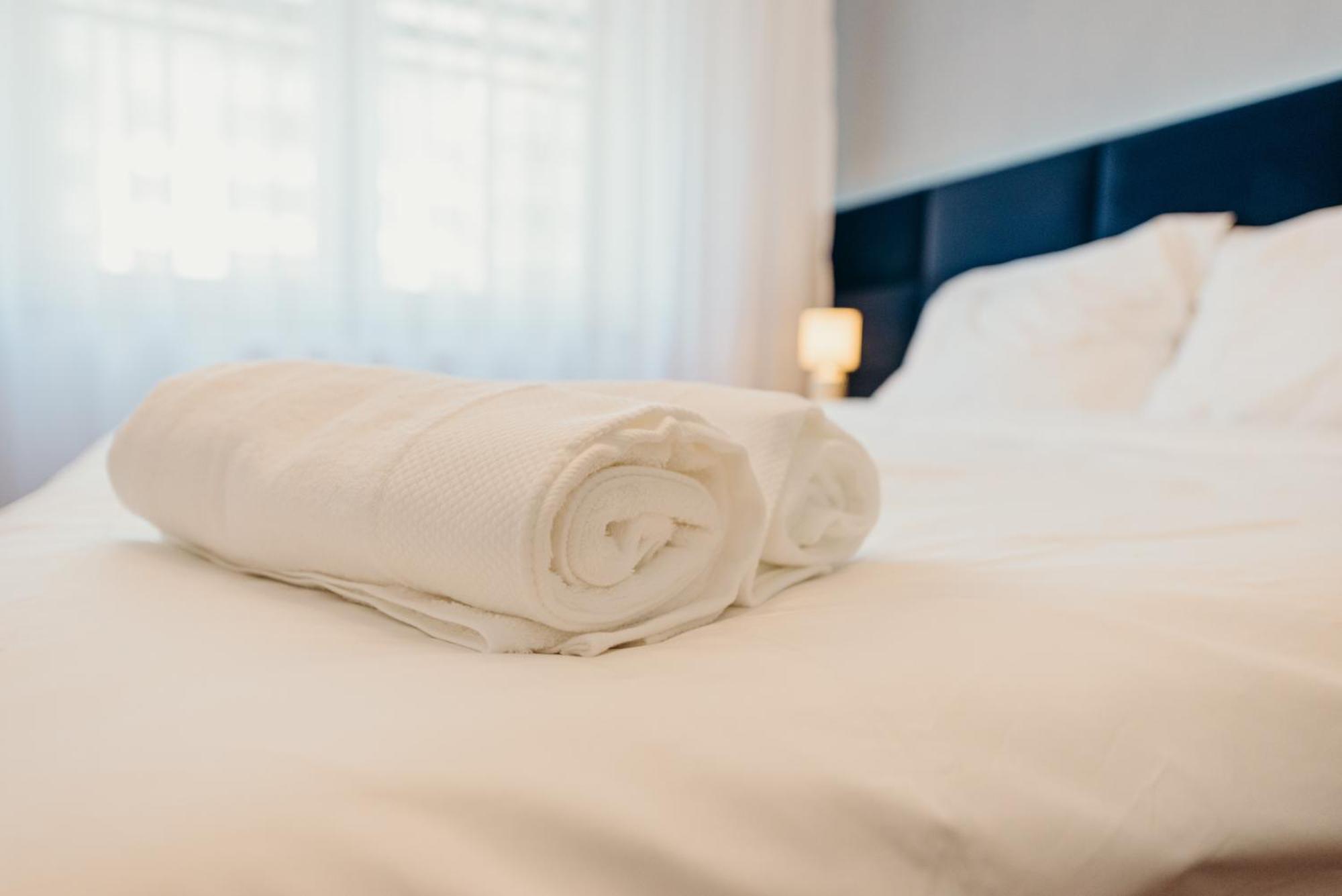 3 Bedrooms Premium Bella Blue For 8 Guests With Ac And Free Out Side Parking ジェシュフ エクステリア 写真